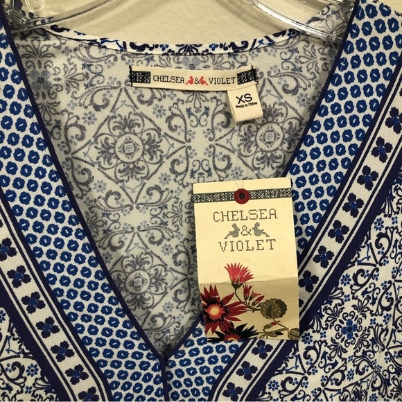 Chelsea & Violet NWT Blue Bohemian Crossover Wrap Blouse Top Mojave Desert - Picture 2 of 6